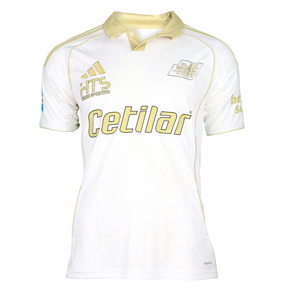 Ebenezer Akinsanmiro Pisa SC shirt