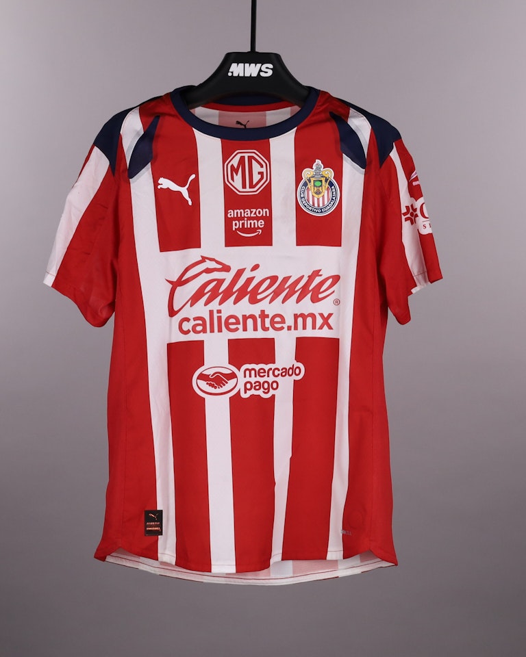 Armando González Alba Chivas Guadalajara shirt