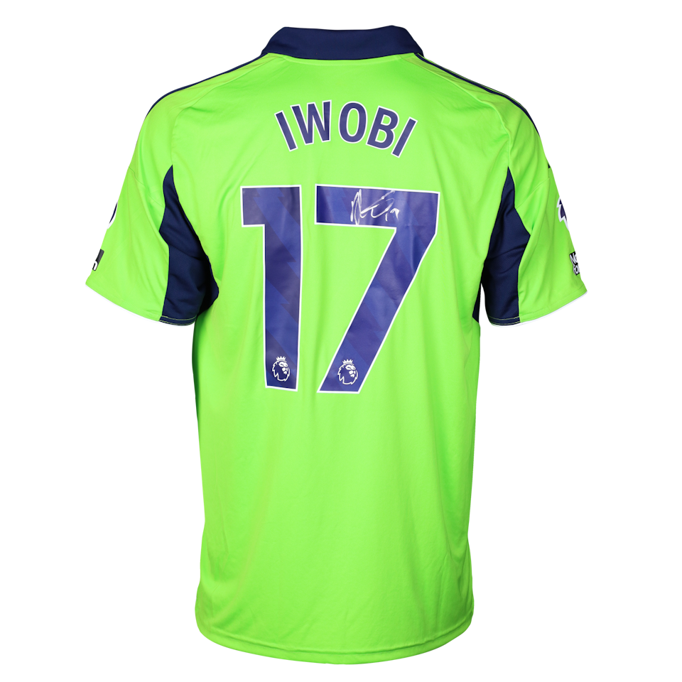Alex Iwobi Fulham shirt
