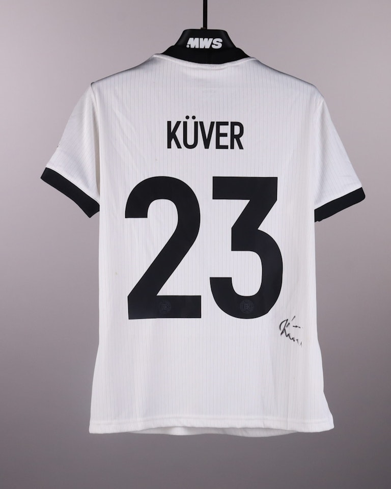 Camilla Küver Germany W shirt