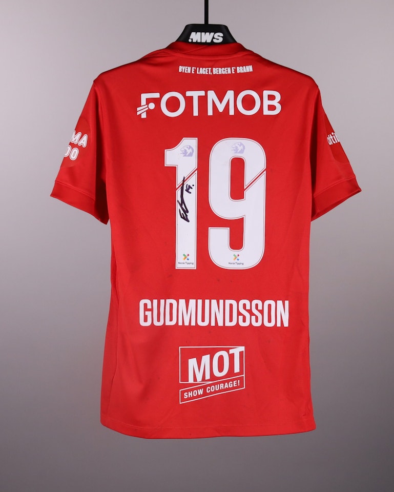 Eggert Aron Guðmundsson SK Brann shirt
