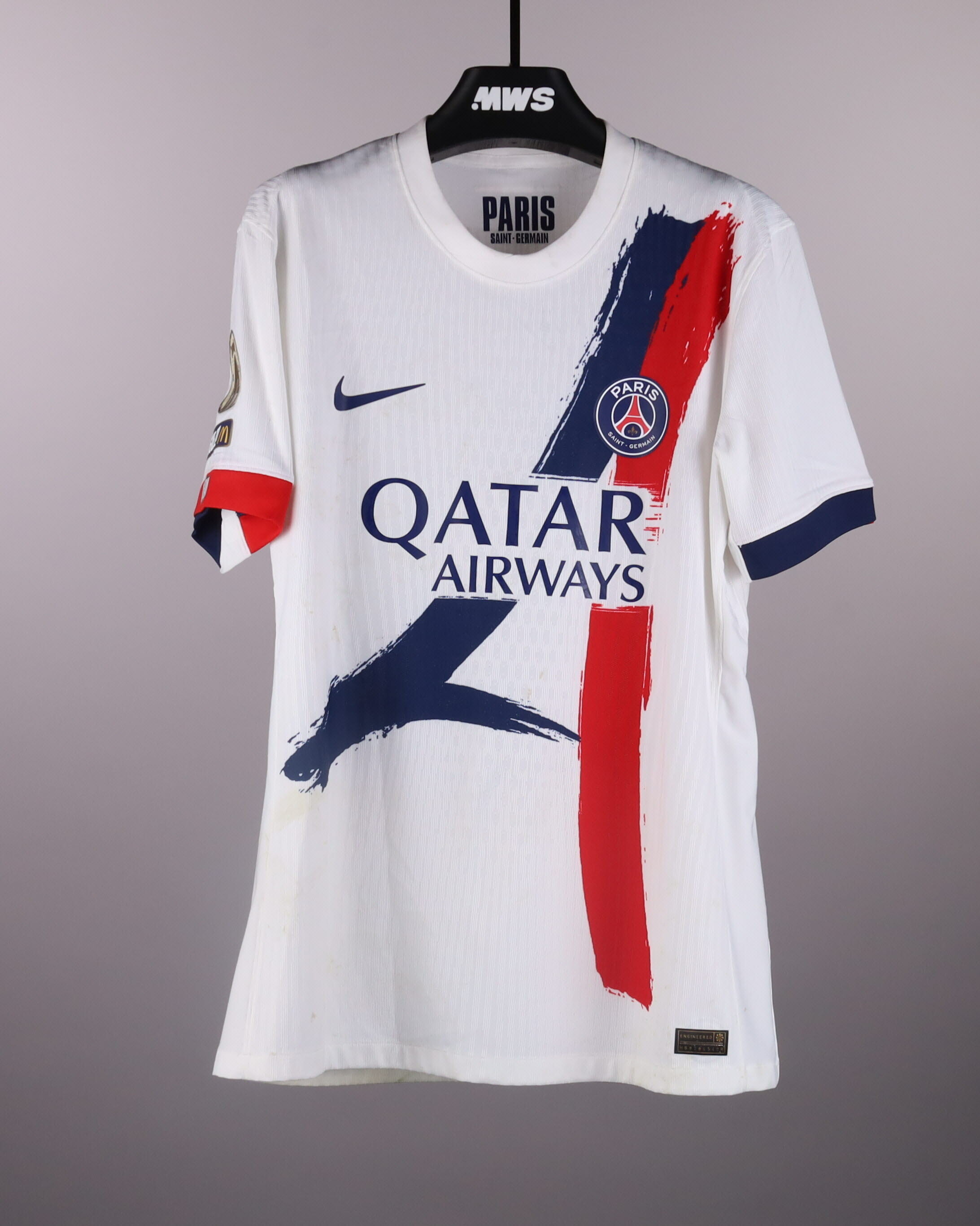 Nuno Mendes Paris Saint-Germain shirt