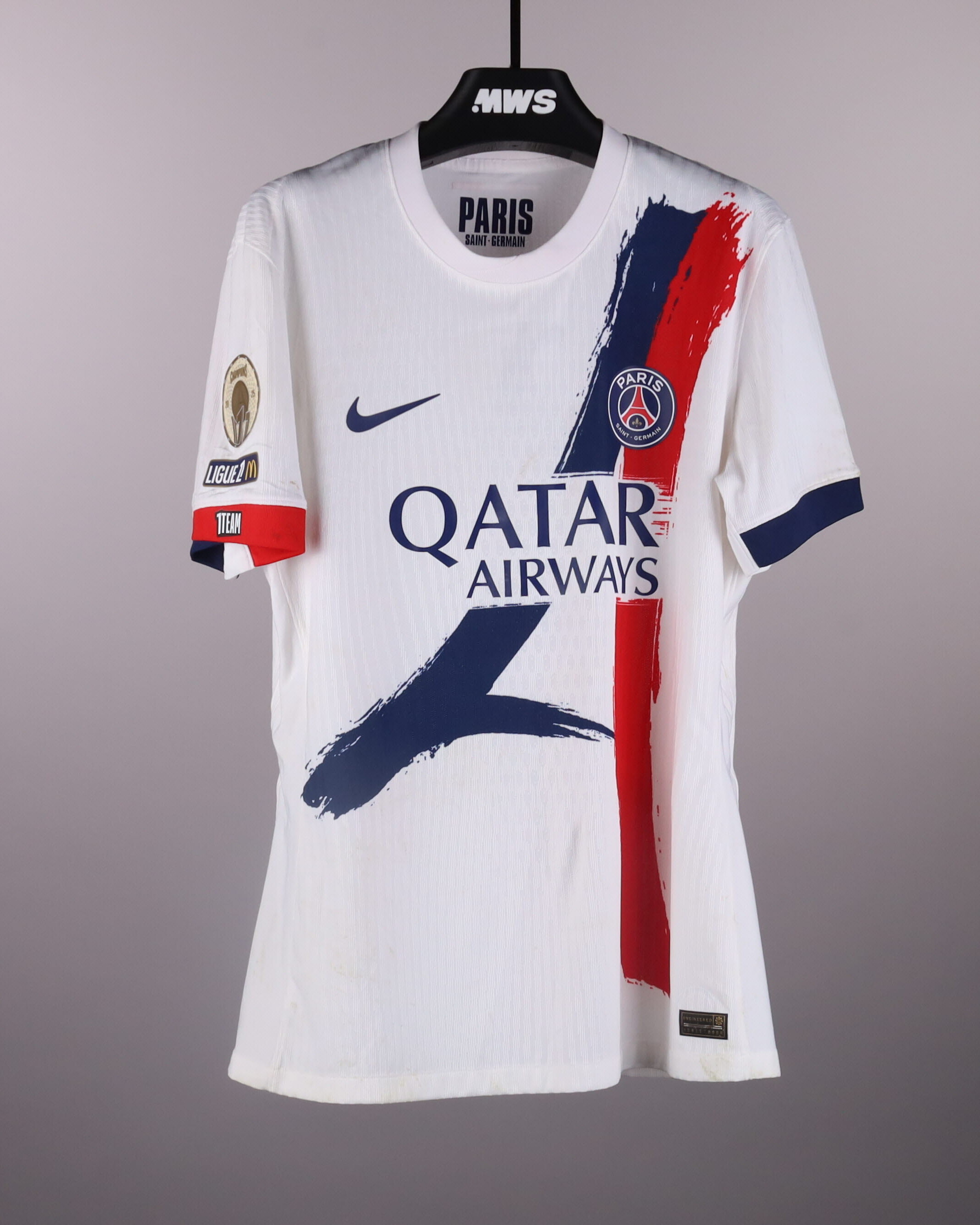 Warren Zaïre-Emery Paris Saint-Germain shirt