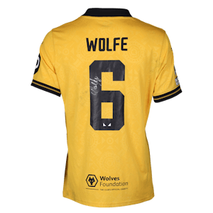 David Møller Wolfe Wolverhampton Wanderers shirt