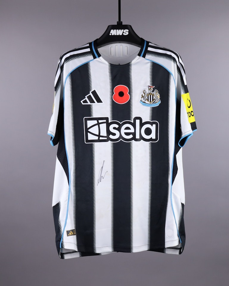 Malick Thiaw Newcastle United shirt