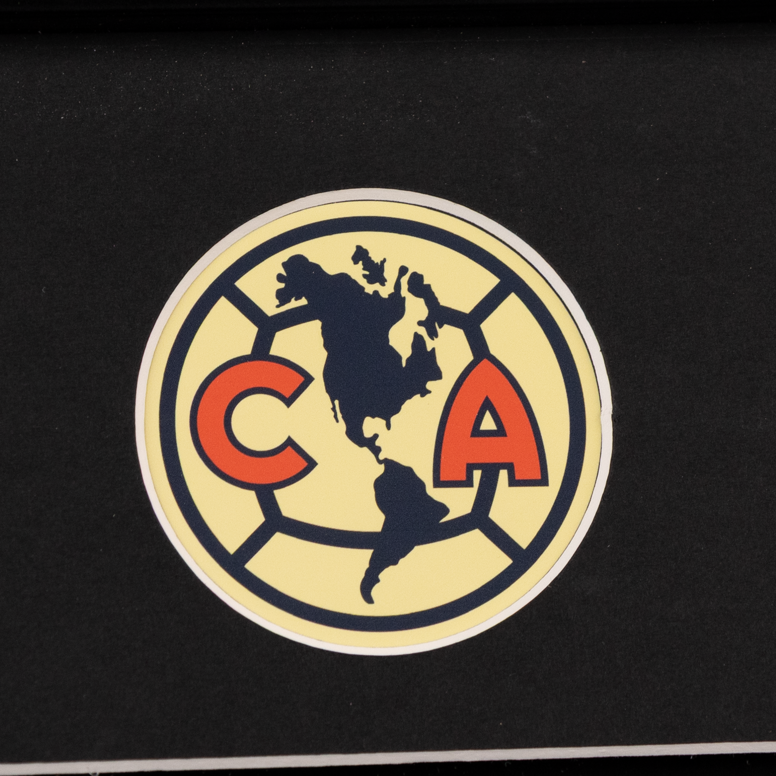 Framed Squad Signed Shirt | Club América