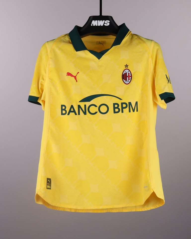 Kay-Lee de Sanders AC Milan Women shirt