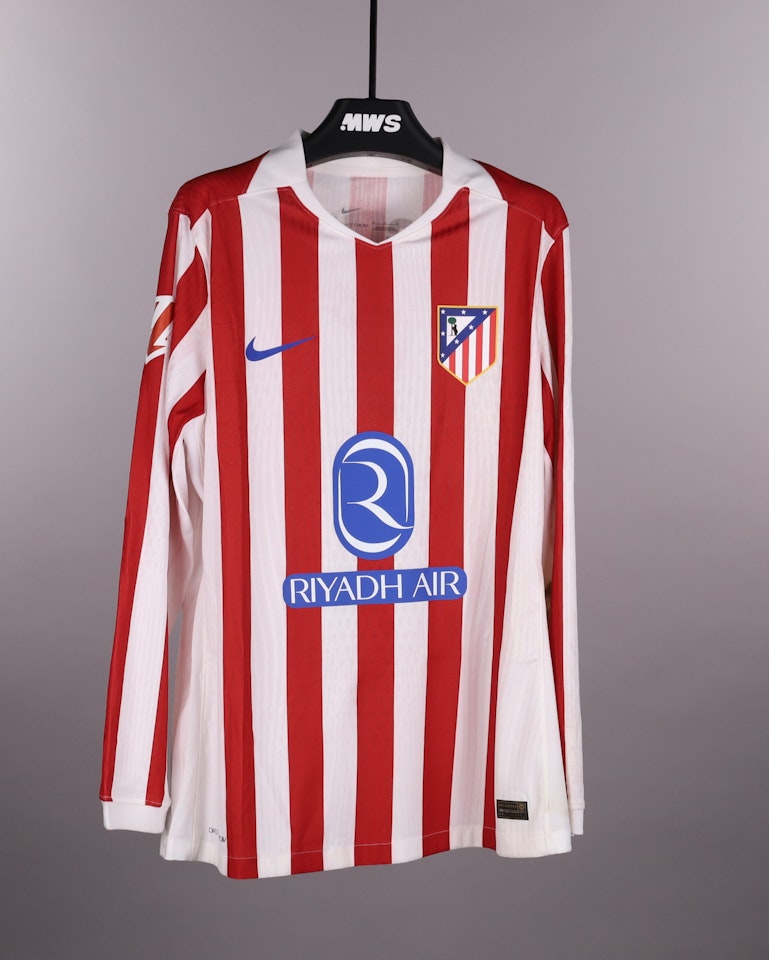 José María Giménez de Vargas Atlético de Madrid shirt