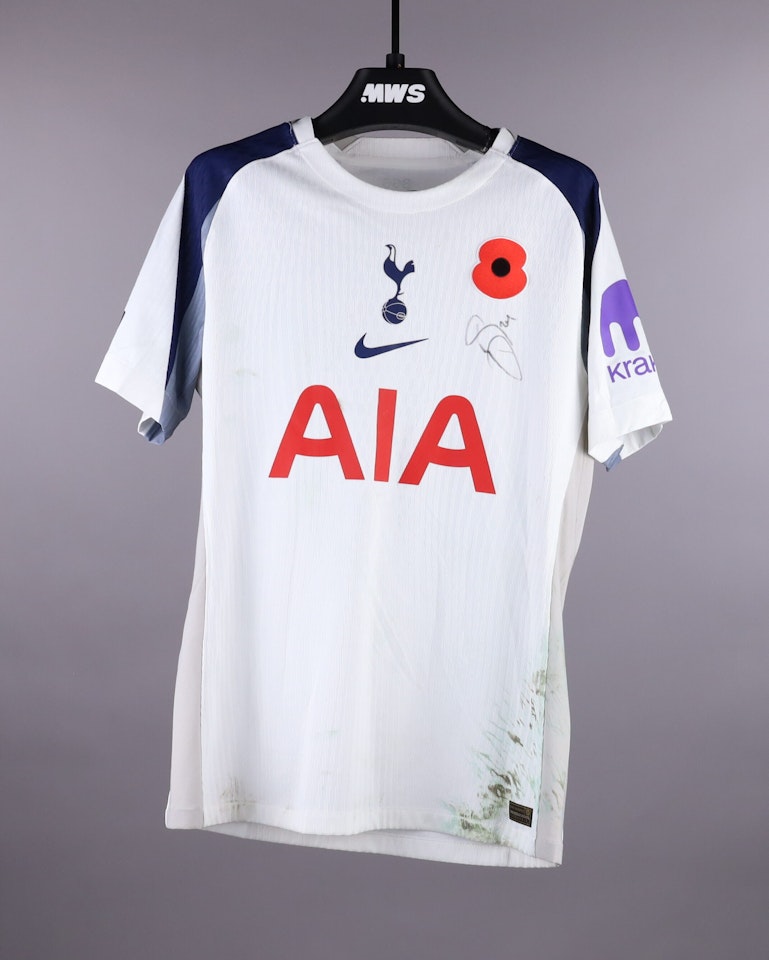 Tottenham Hotspur-Trikot von Djed Spence