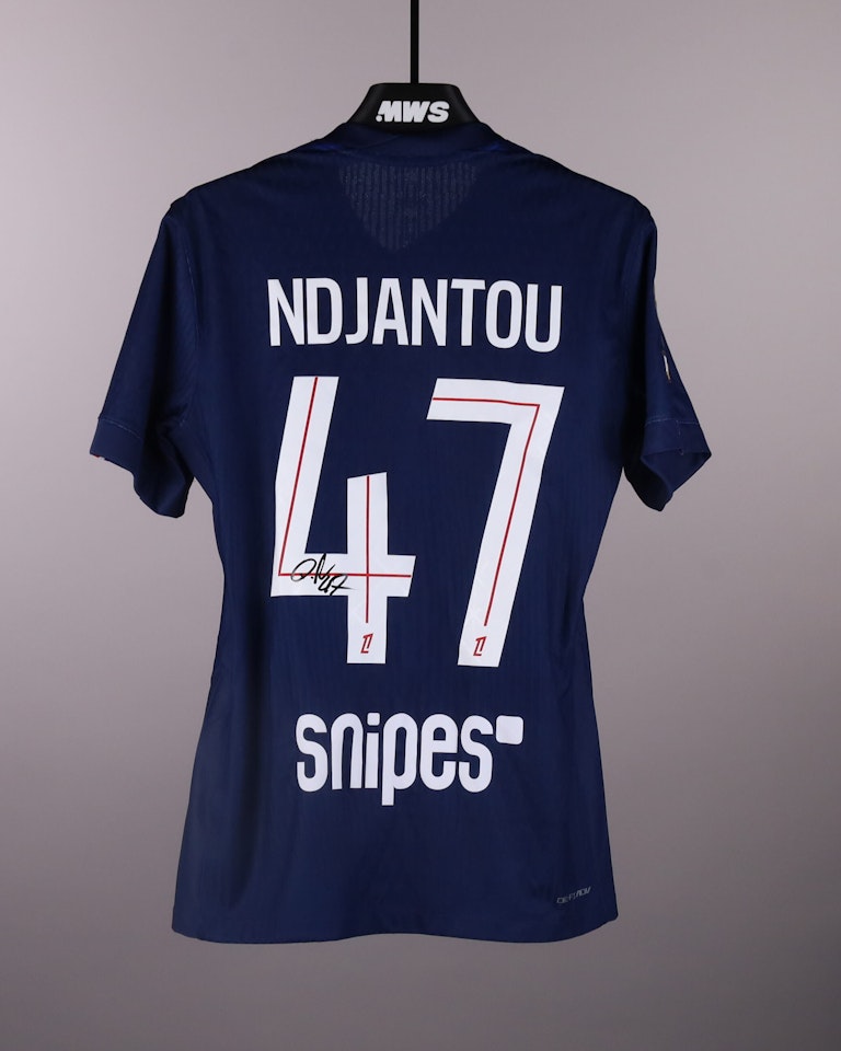 Quentin Ndjantou Paris Saint-Germain shirt