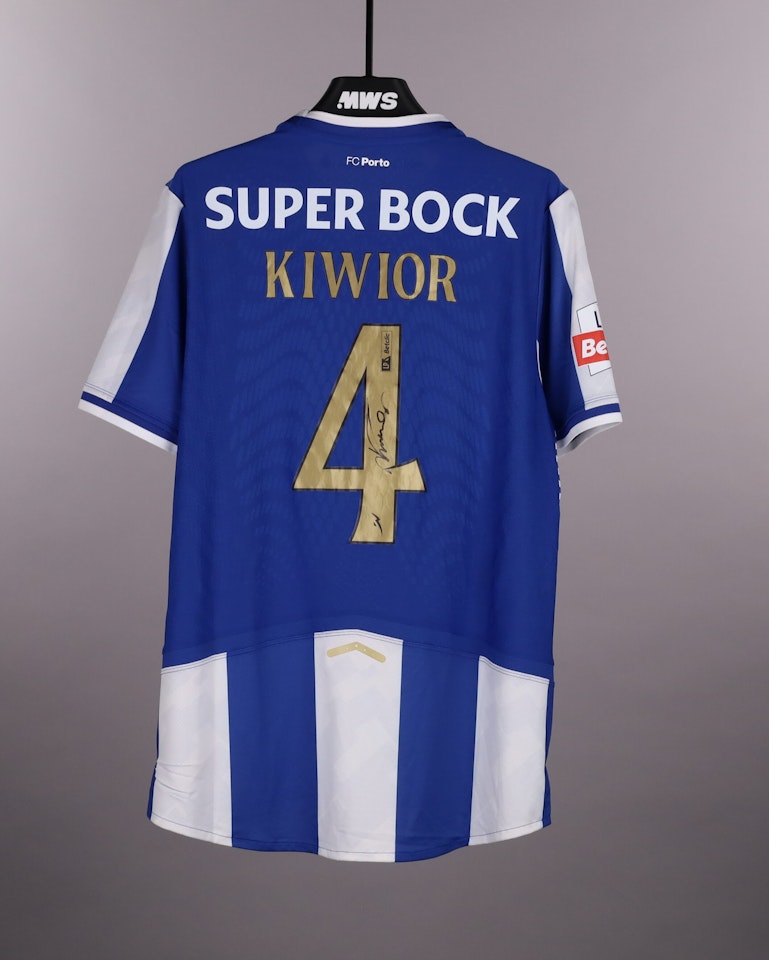 Jakub Piotr Kiwior FC Porto shirt