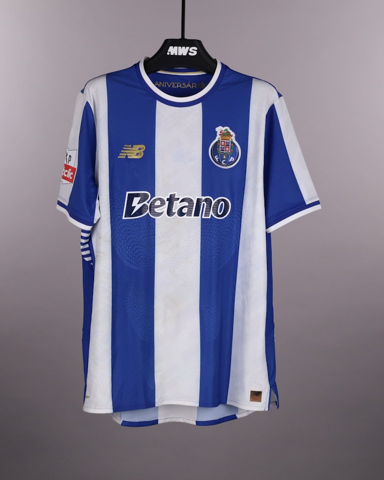Jakub Piotr Kiwior FC Porto shirt