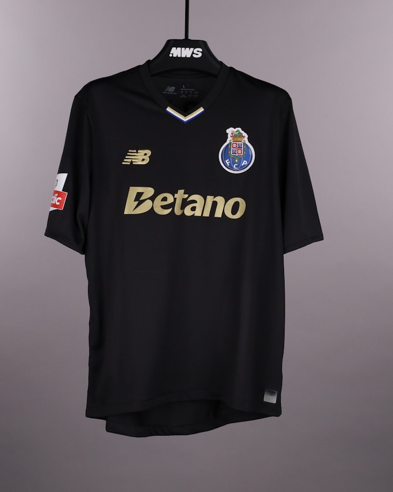 Cláudio Ramos FC Porto shirt