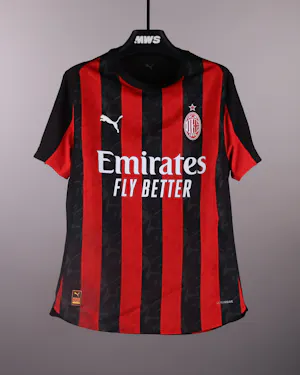 Christopher Nkunku AC Milan shirt