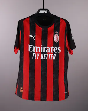 Luka Modrić AC Milan shirt