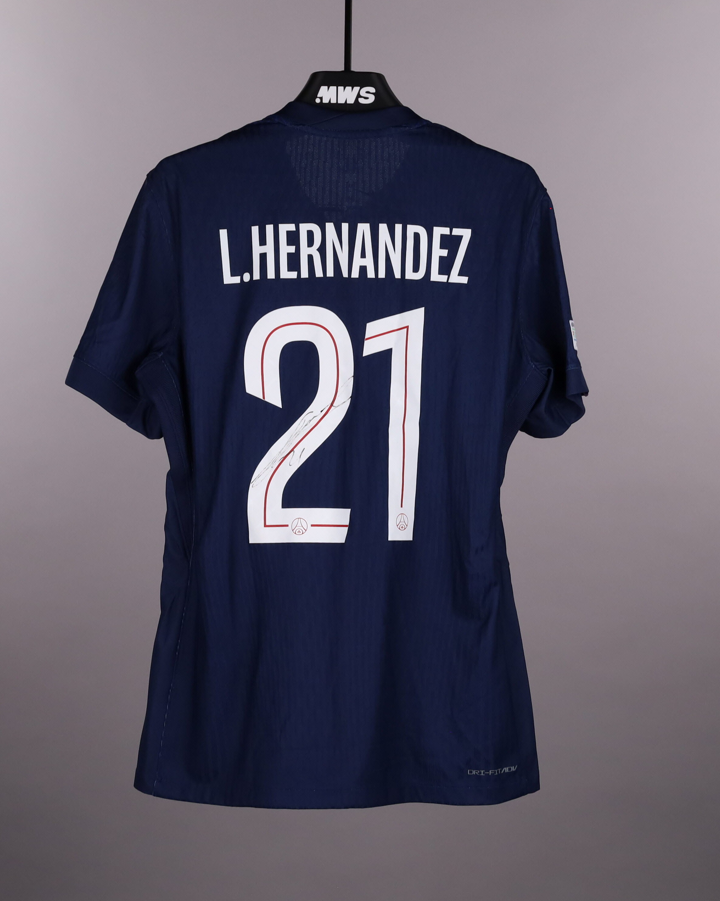 Lucas Hernández Paris Saint-Germain shirt