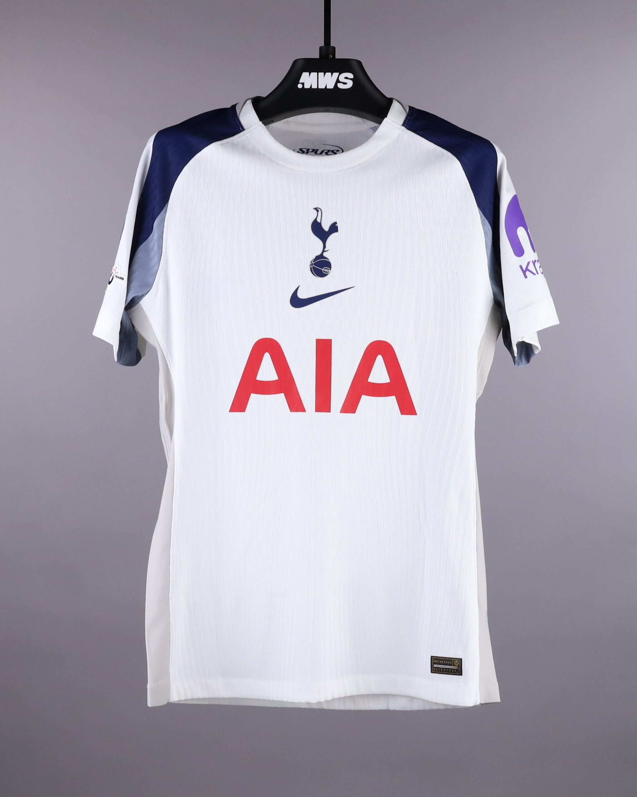 Pedro Porro Tottenham Hotspur shirt