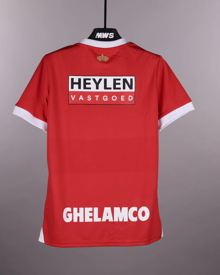 Squad Signed Shirt - 4