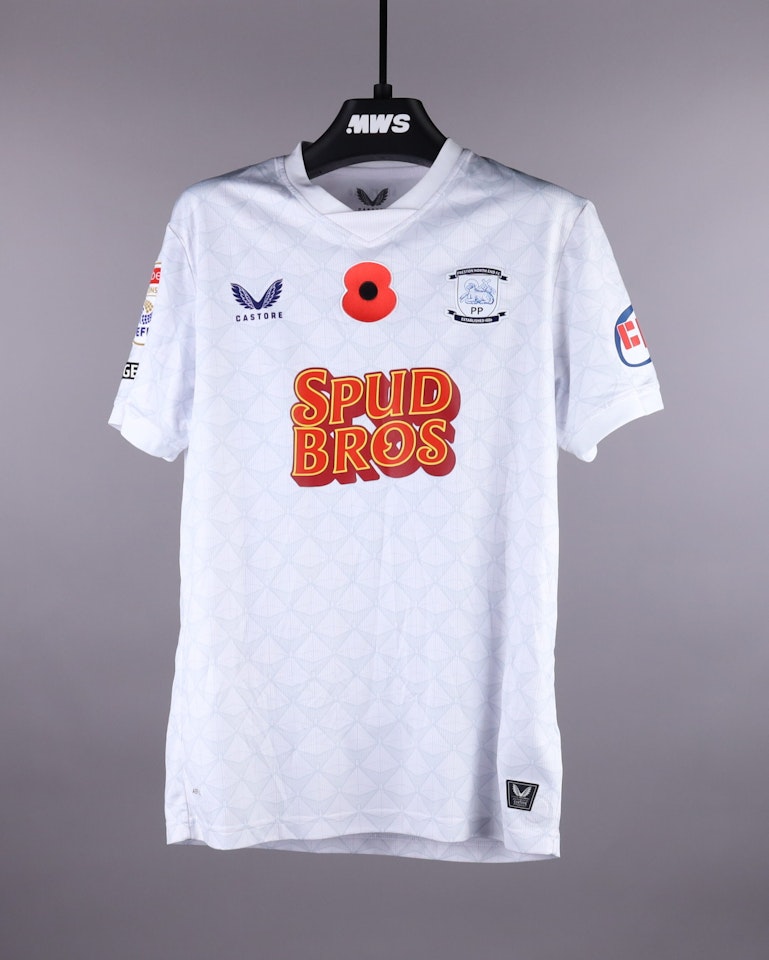来自Preston North End的Jordan Thompson球衣