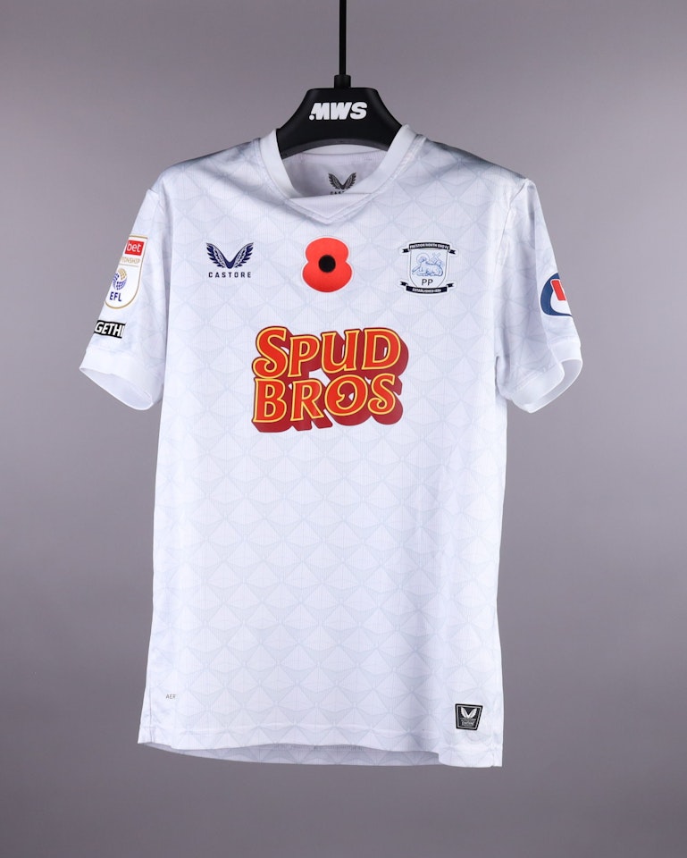 来自Preston North End的Noah Mawene球衣