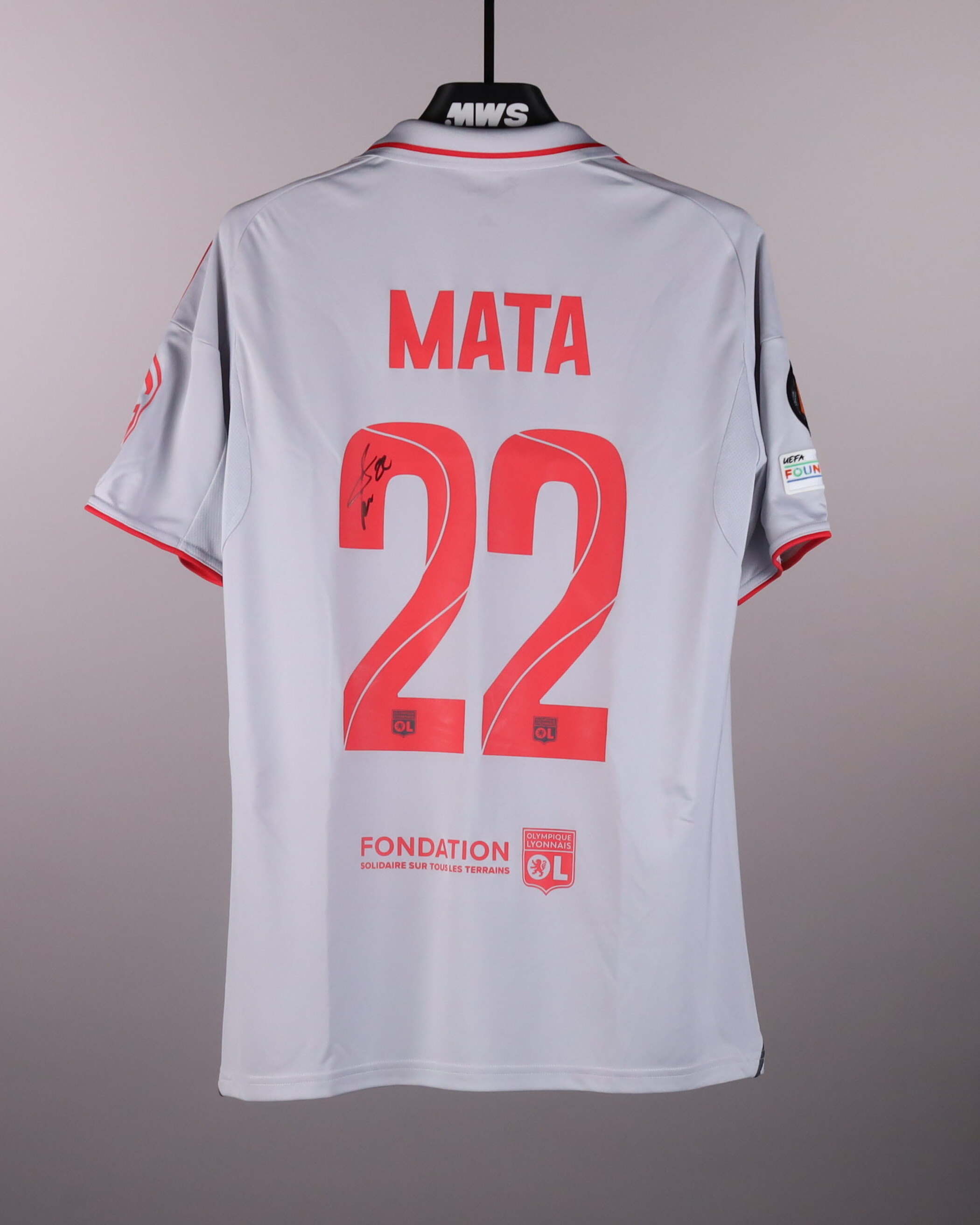 Clinton Mata Olympique Lyonnais shirt