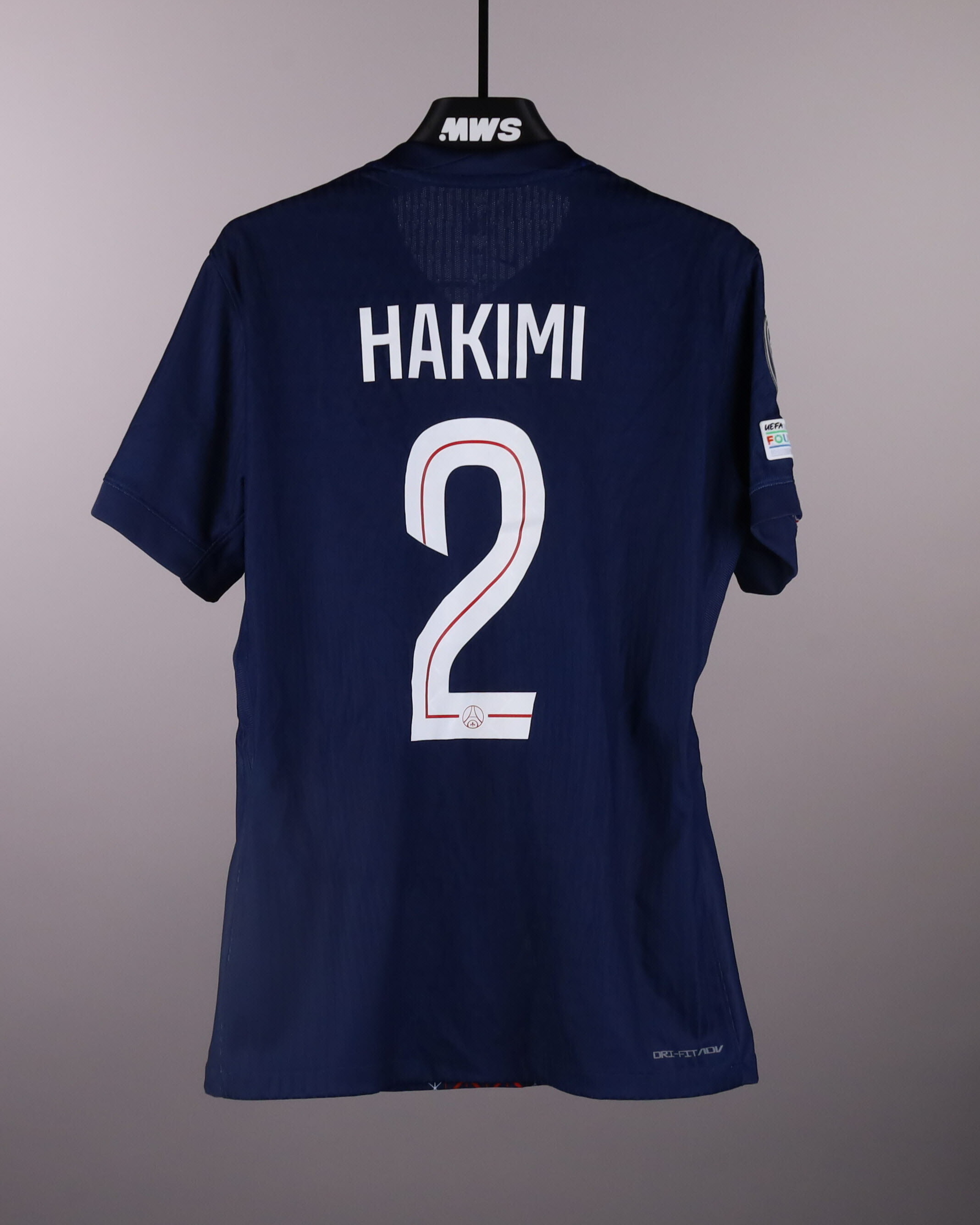 Achraf Hakimi Paris Saint-Germain shirt