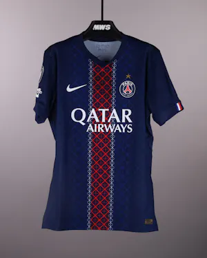 Achraf Hakimi Paris Saint-Germain shirt