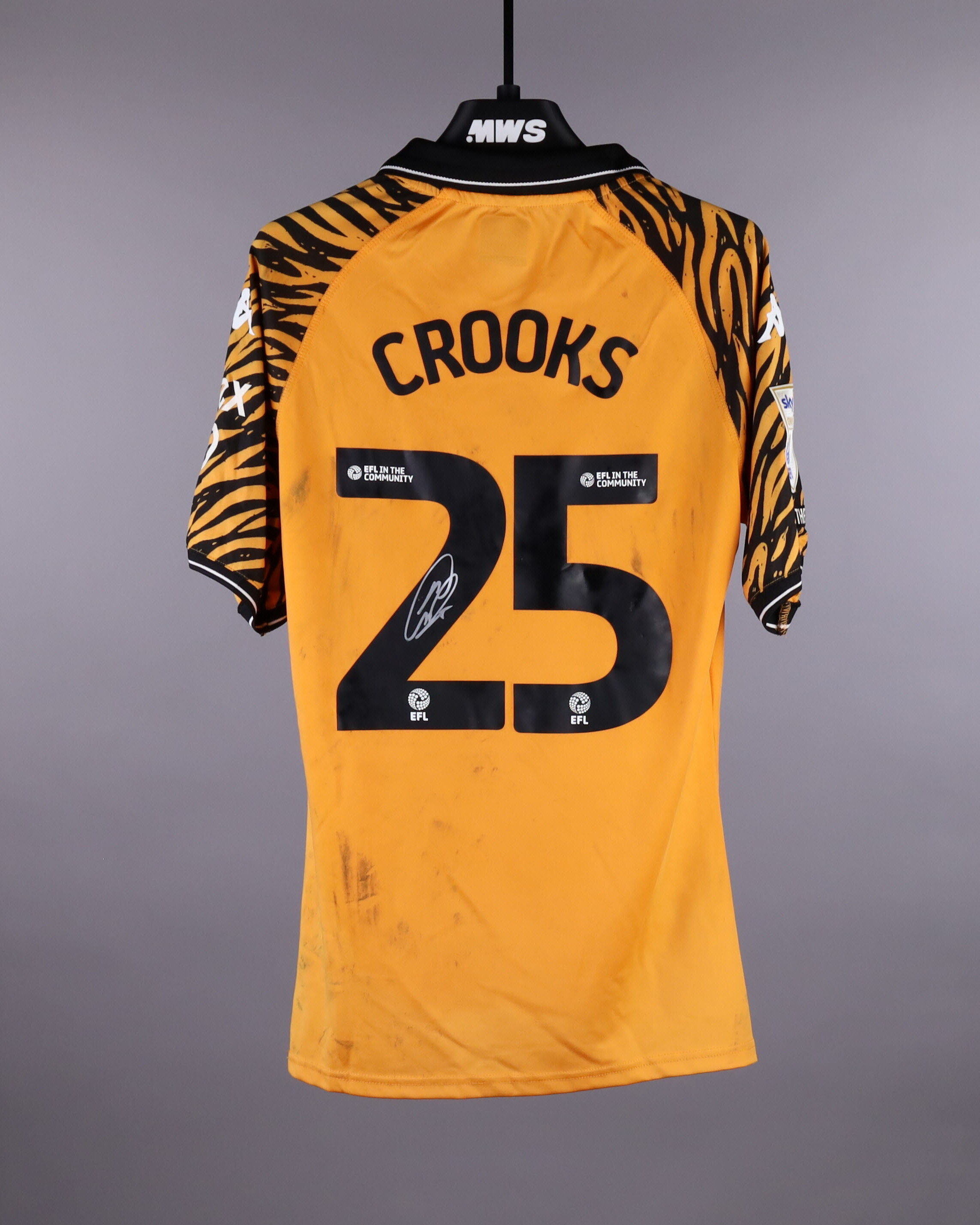Matty Crooks Hull City shirt