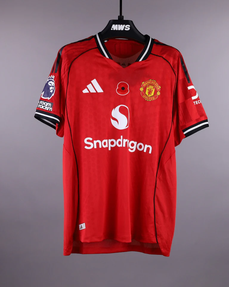 来自Manchester United的Luke Shaw球衣