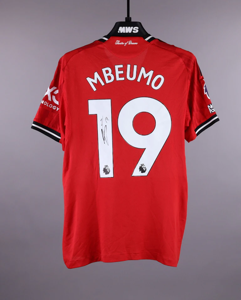 Bryan Mbeumo Manchester United jersey