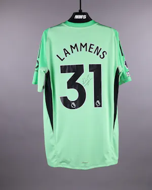 来自Manchester United的Senne Lammens球衣