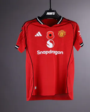 来自Manchester United WFC的Julia Zigiotti-Olme球衣