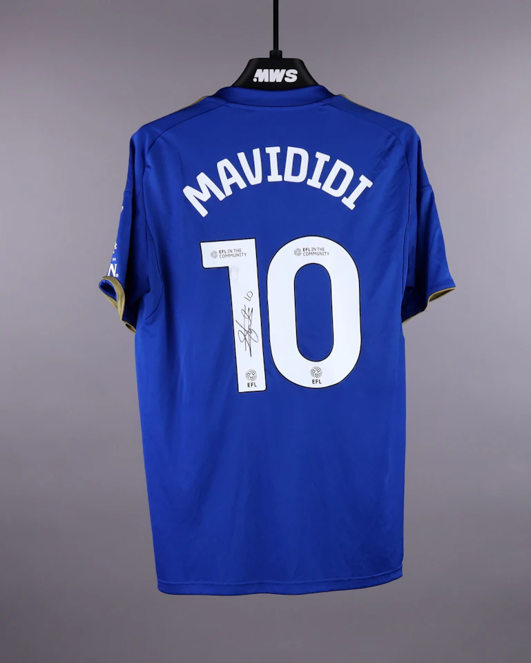 来自Leicester City的Stephy Mavididi球衣
