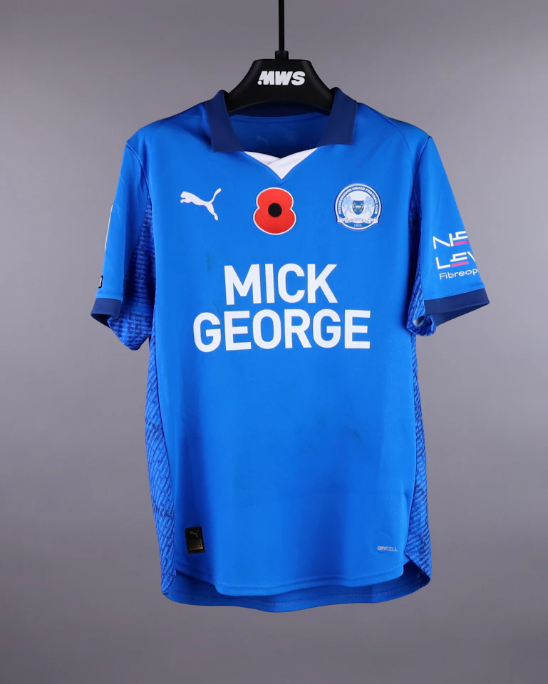 Peterborough United-Trikot von Carl Robert Johnston