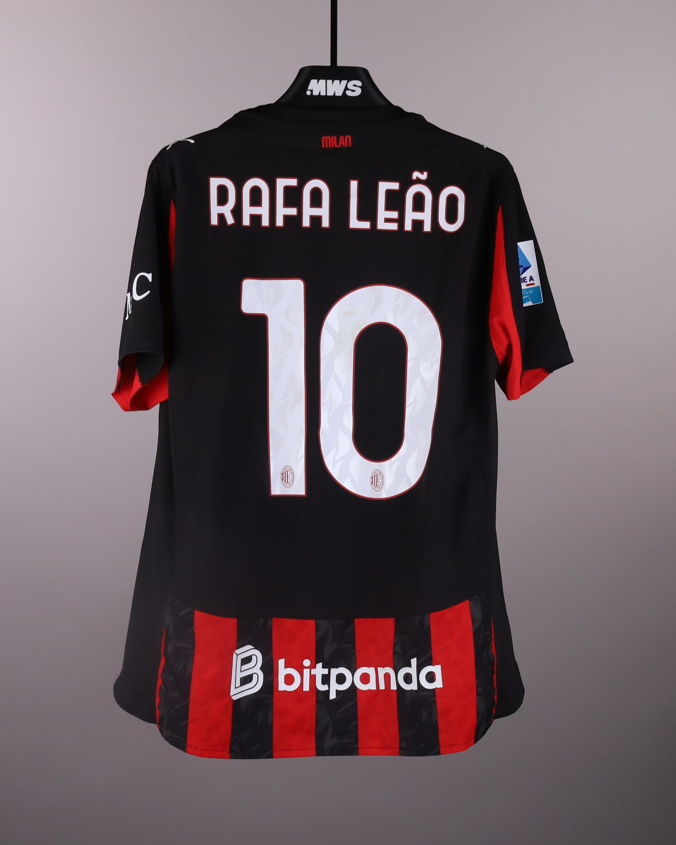 Rafael Leão AC Milan shirt