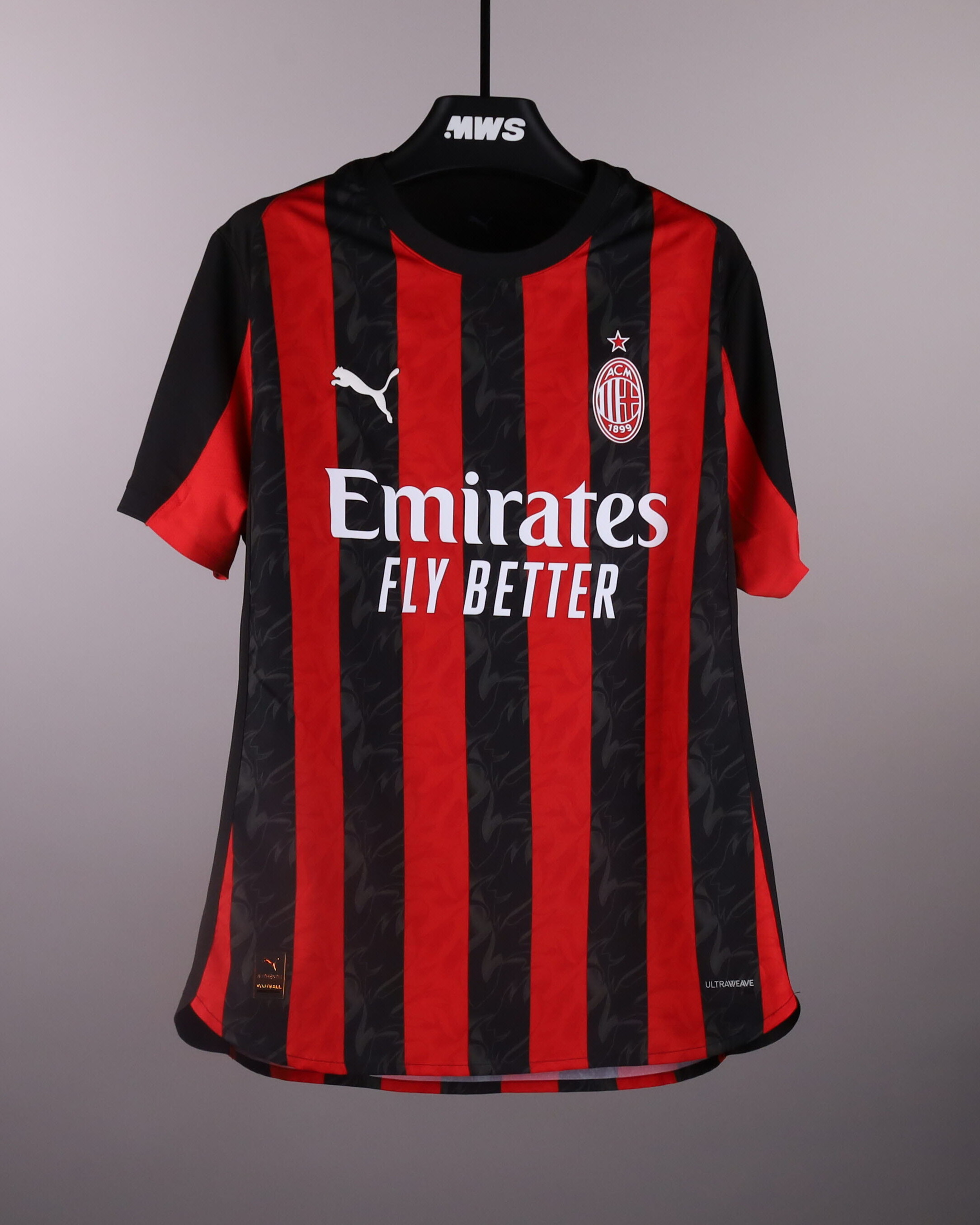 Rafael Leão AC Milan shirt