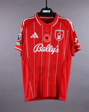 Elliott Anderson Nottingham Forest shirt