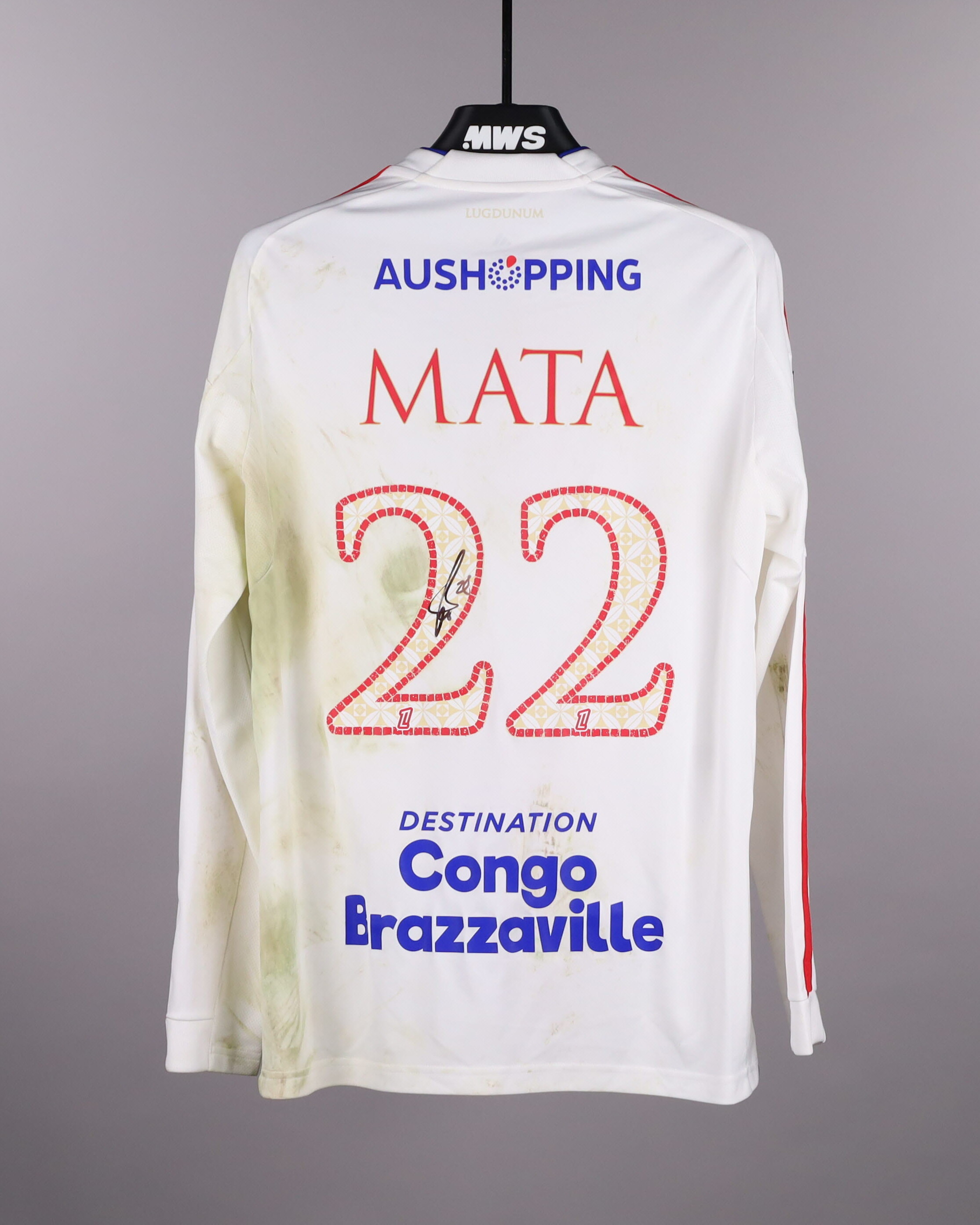 Clinton Mata Olympique Lyonnais shirt