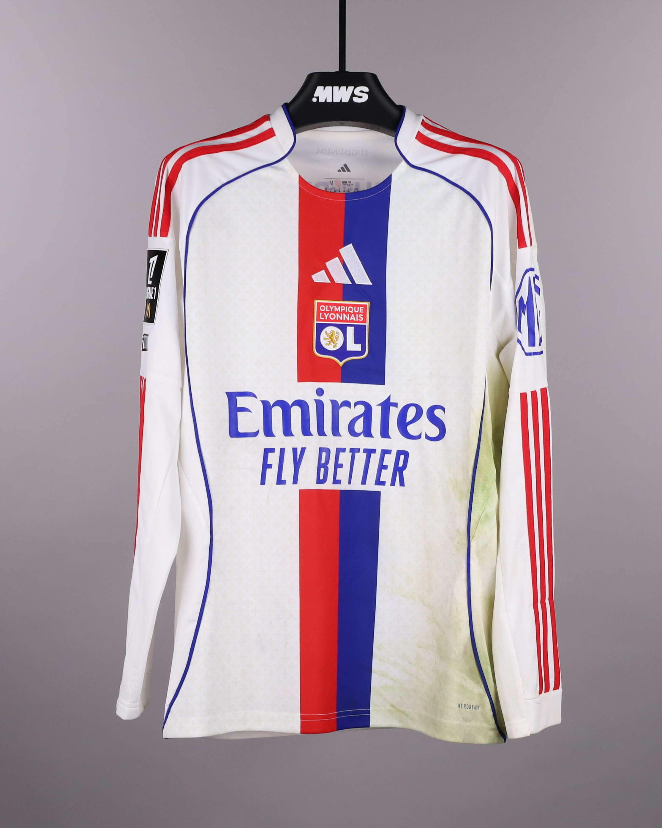 Clinton Mata Olympique Lyonnais shirt