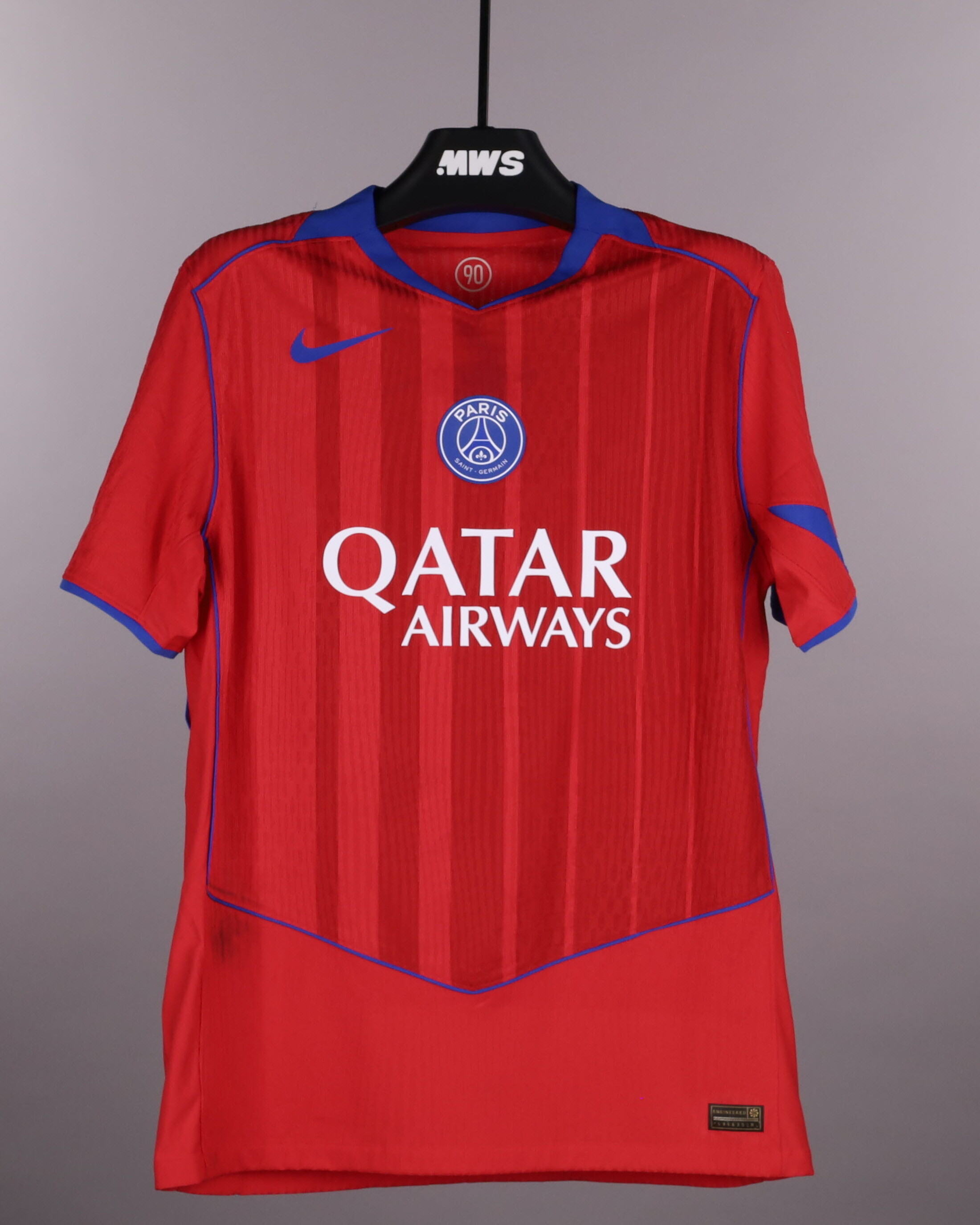 Lucas Hernández Paris Saint-Germain shirt