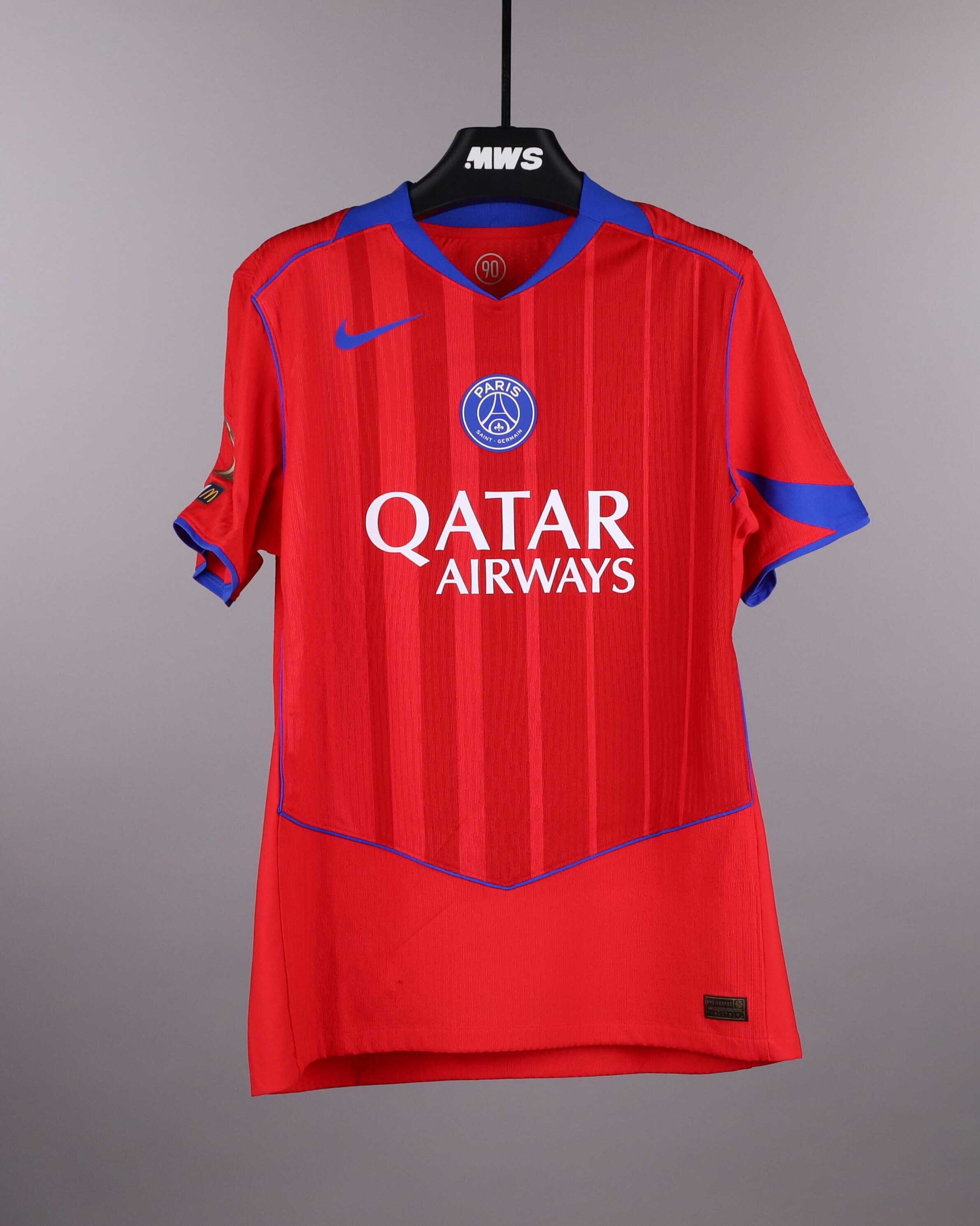 Gonçalo Ramos Paris Saint-Germain shirt
