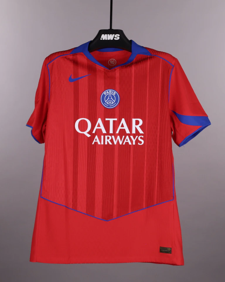 Bradley Barcola Paris Saint-Germain shirt