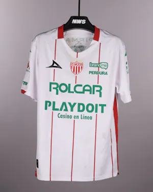 来自Necaxa的Diber Cambindo Abonia球衣