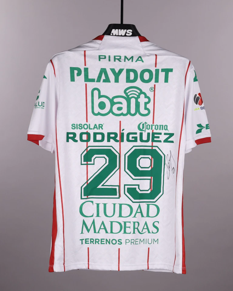 José Iván Rodríguez Rebollar Necaxa jersey