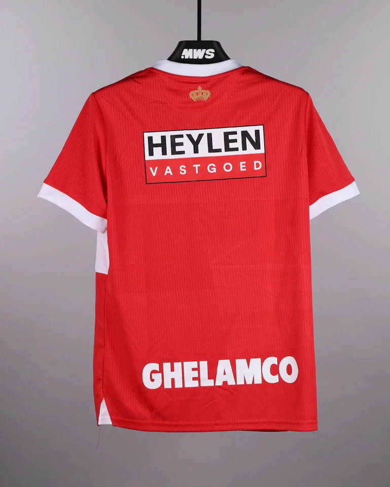 Squad Signed Shirt - 3