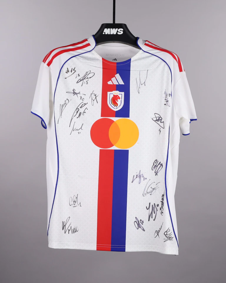 Squad Signed Shirt