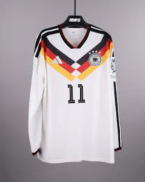 来自Germany的Nick Woltemade 球衣