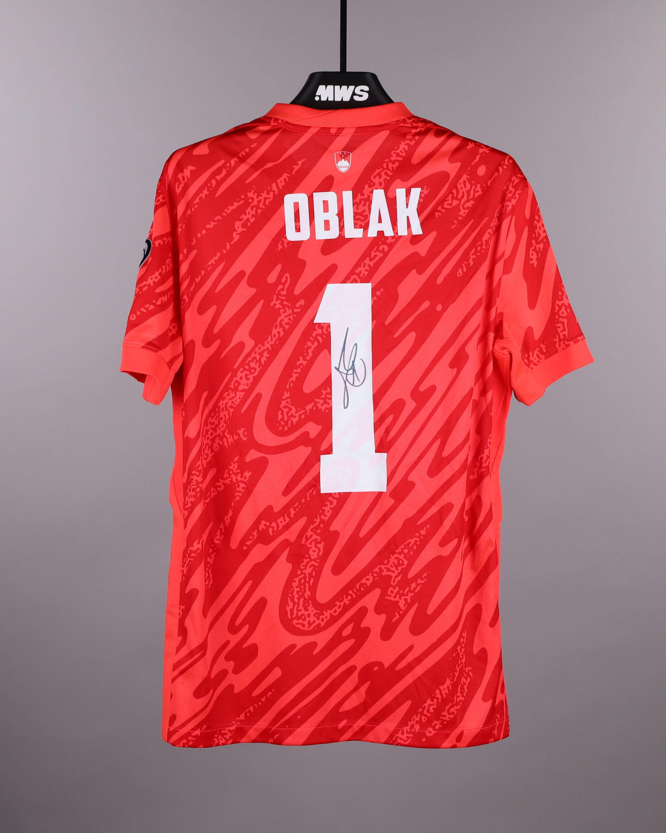 Jan Oblak Slovenia shirt