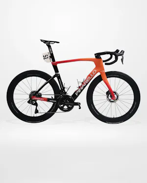 Thymen Arensman | Pinarello Dogma F
