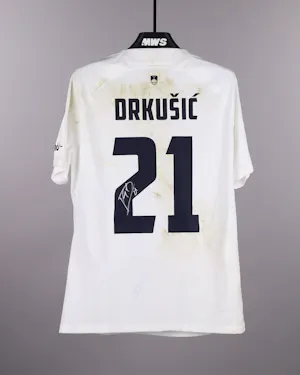 来自Slovenia的Vanja Drkusic球衣
